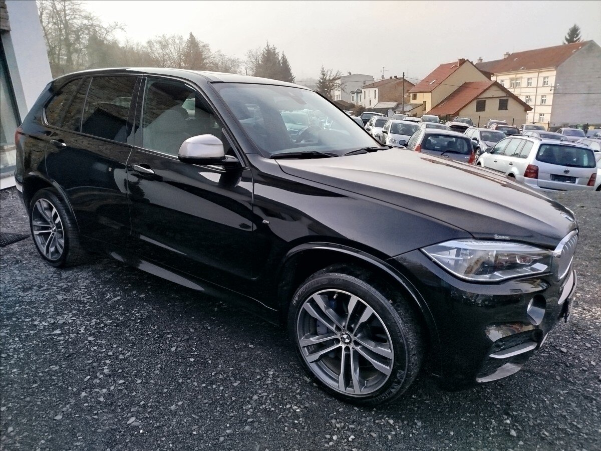 BMW X5 SUV 3,0 l 280 kw