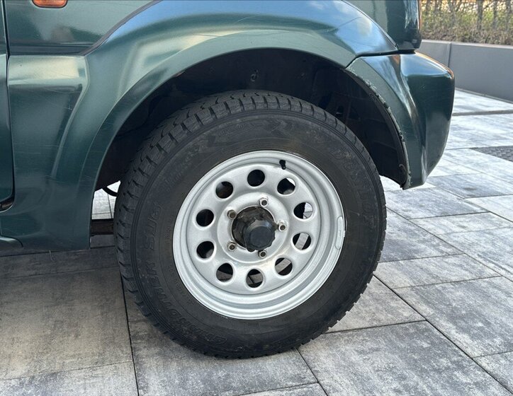 Suzuki Jimny Ostatní 1,3 l 60 kw