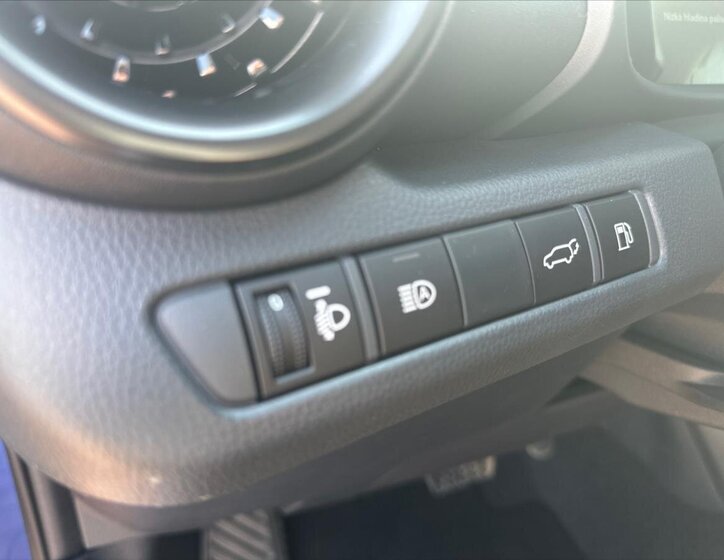 Toyota C-HR Hatchback 1,8 l 72 kw