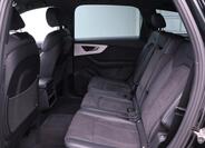 Audi Q7 17