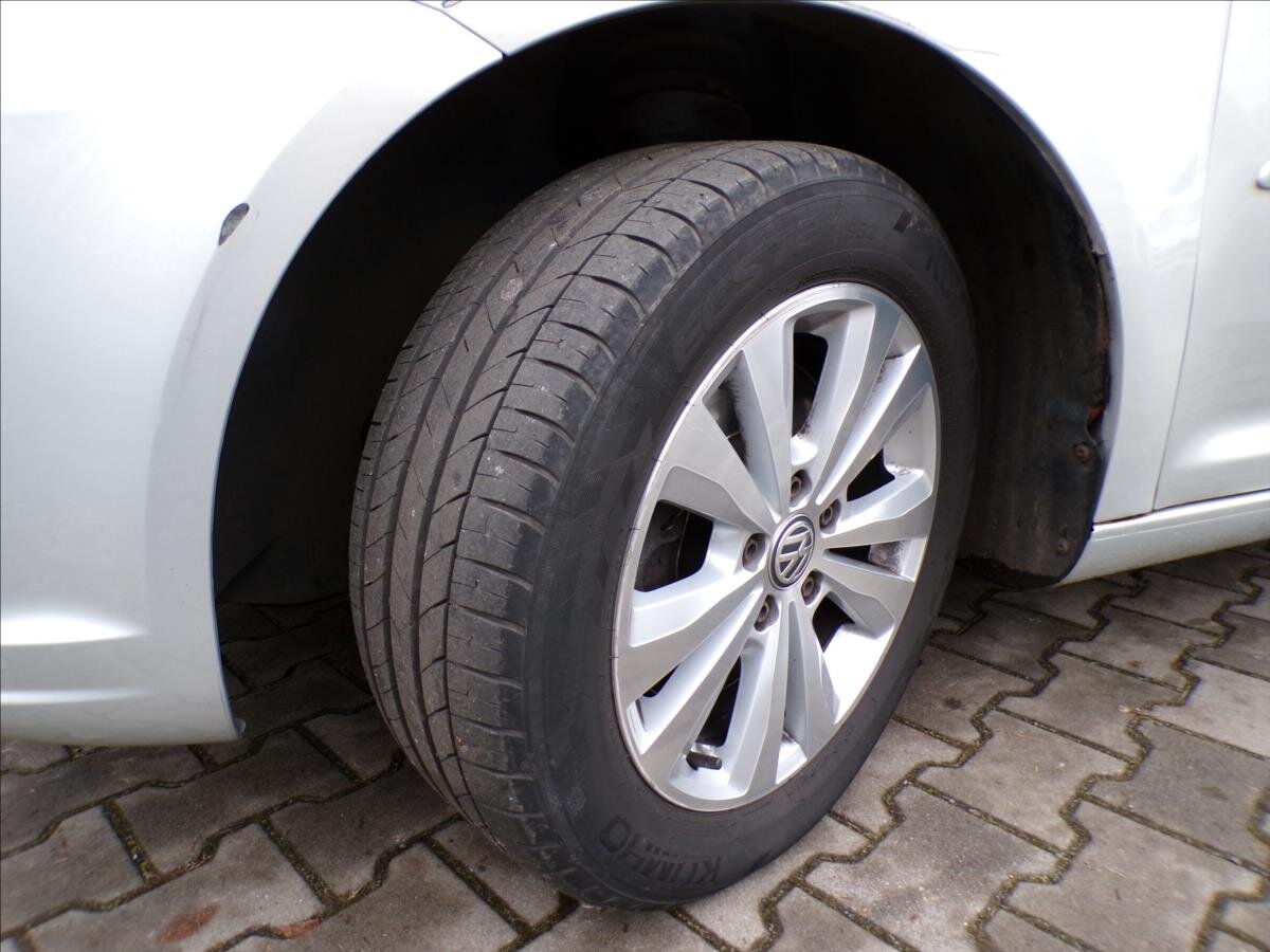 Volkswagen Touran Kombi 2,0 l 103 kw