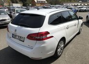 Peugeot 308 Kombi 1,2 l 81 kw