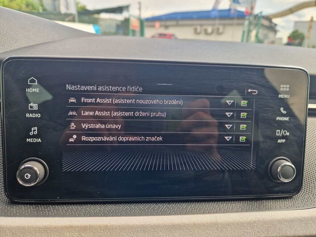 Škoda Scala Hatchback 999,0 85 kw