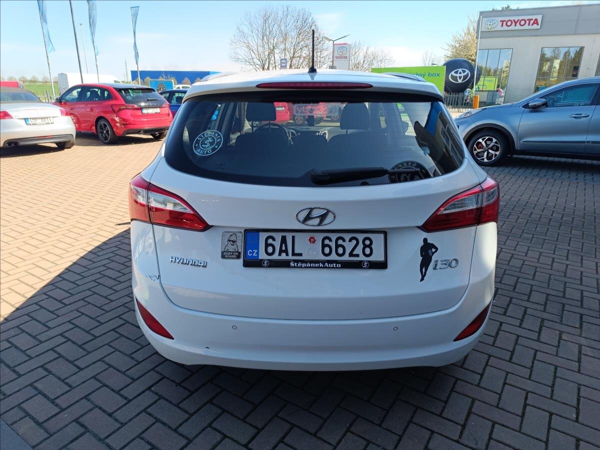 Hyundai i30 Kombi 1,6 l 88 kw