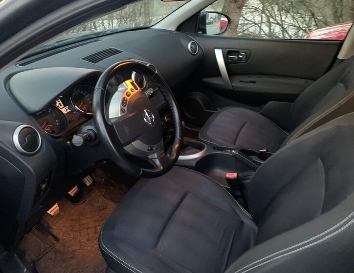 Nissan Qashqai SUV / Terénní 1,6 l 86 kw