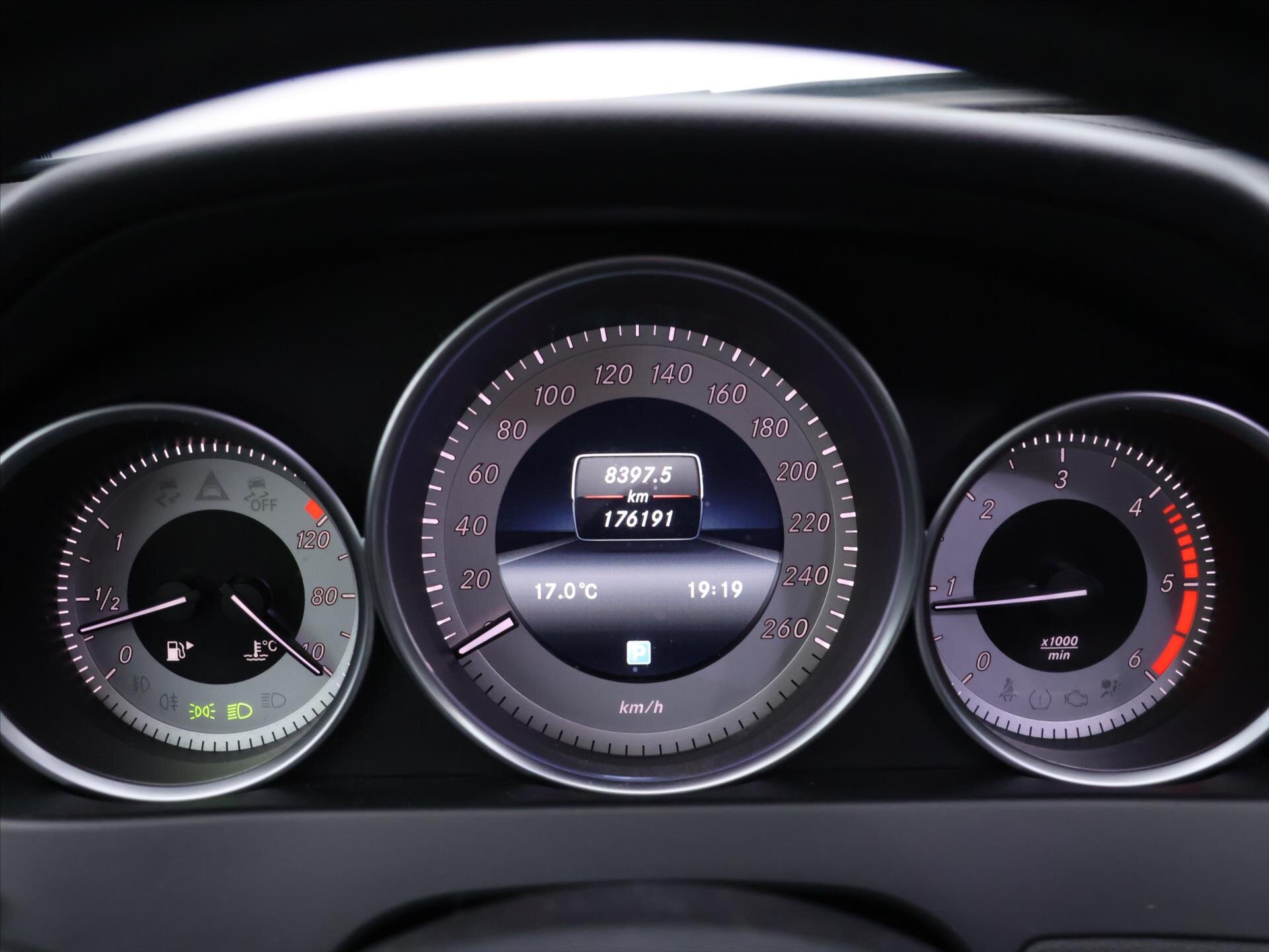 Mercedes-Benz Třídy C Kombi 2,1 l 125 kw