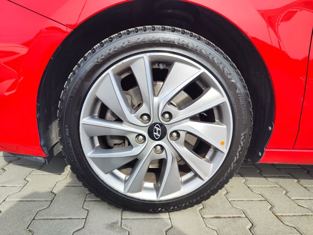Hyundai i30 Liftback 1,4 l 103 kw