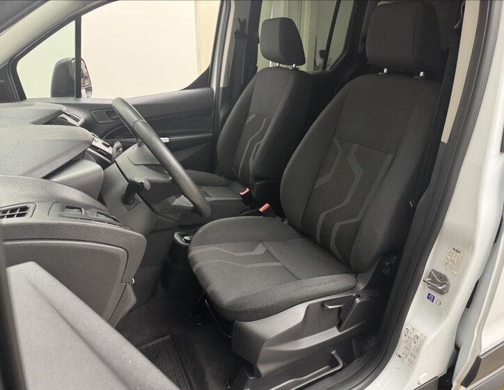 Ford Tourneo Connect 23