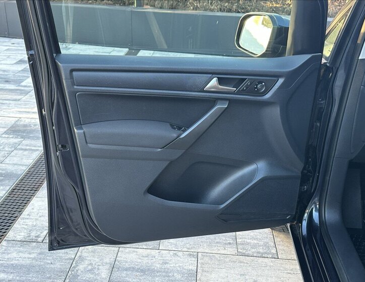 Volkswagen Caddy Kombi 1,4 l 96 kw