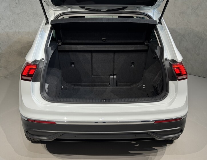 Volkswagen Tiguan 12