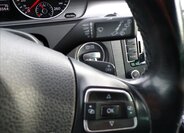 Volkswagen Passat 12