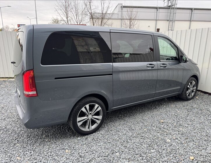 Mercedes-Benz Třídy V Kombi 2,1 l 120 kw
