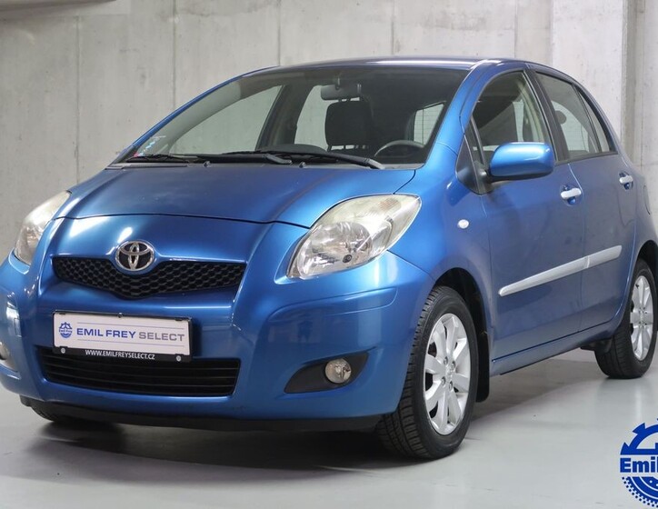 Toyota Yaris 1