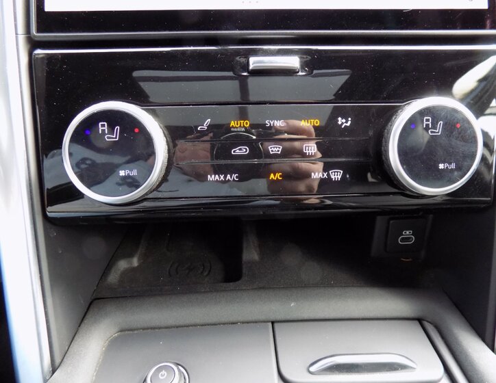 Land Rover Discovery 32