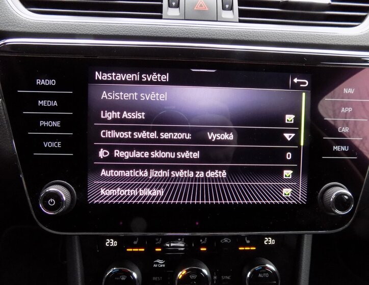 Škoda Superb Sedan 2,0 l 206 kw