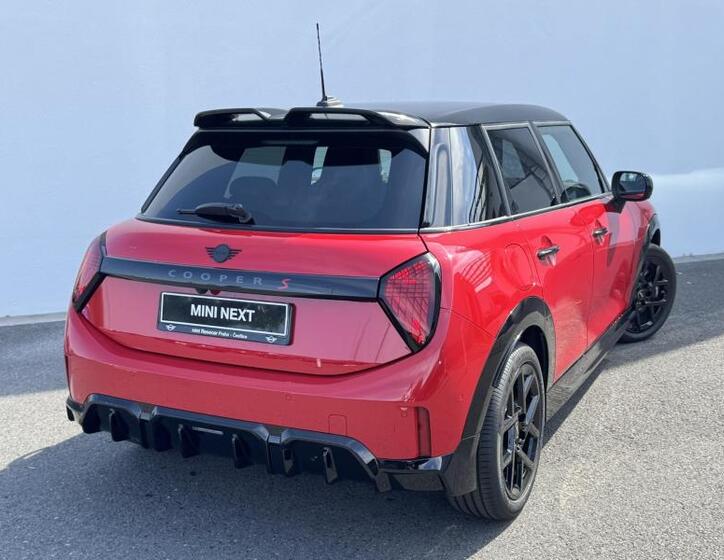 Mini Cooper Hatchback 2,0 l 150 kw