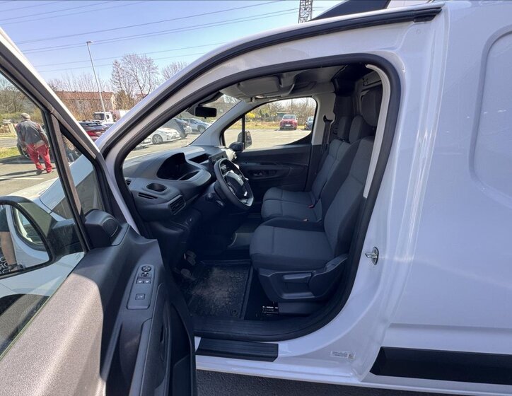 Peugeot Partner Skříň 1,5 l 75 kw