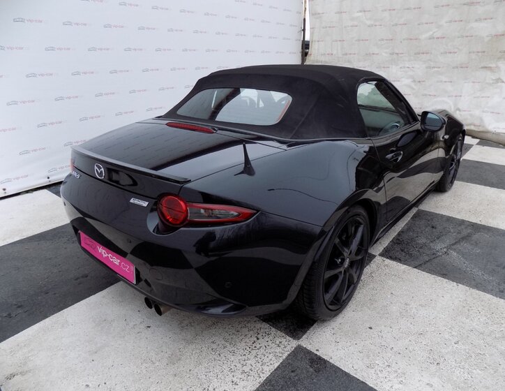Mazda MX-5 10