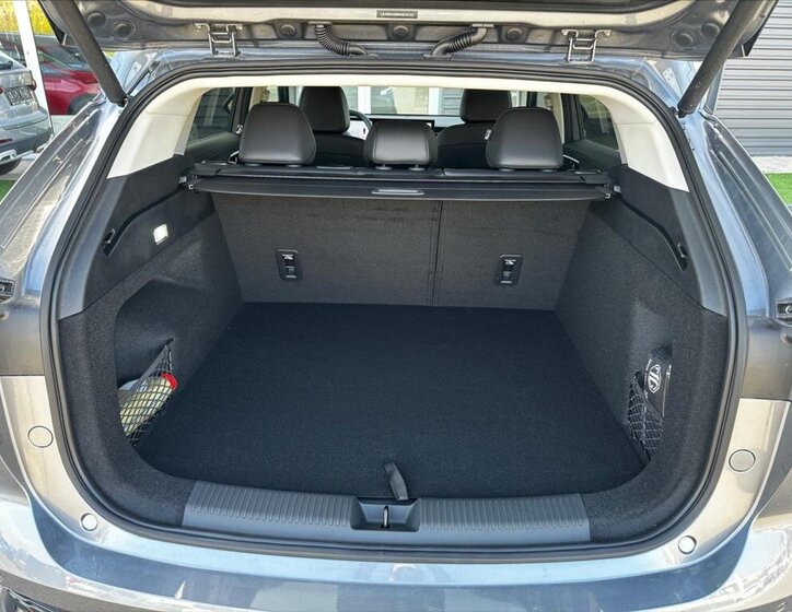 MG HS SUV 1,5 l 125 kw