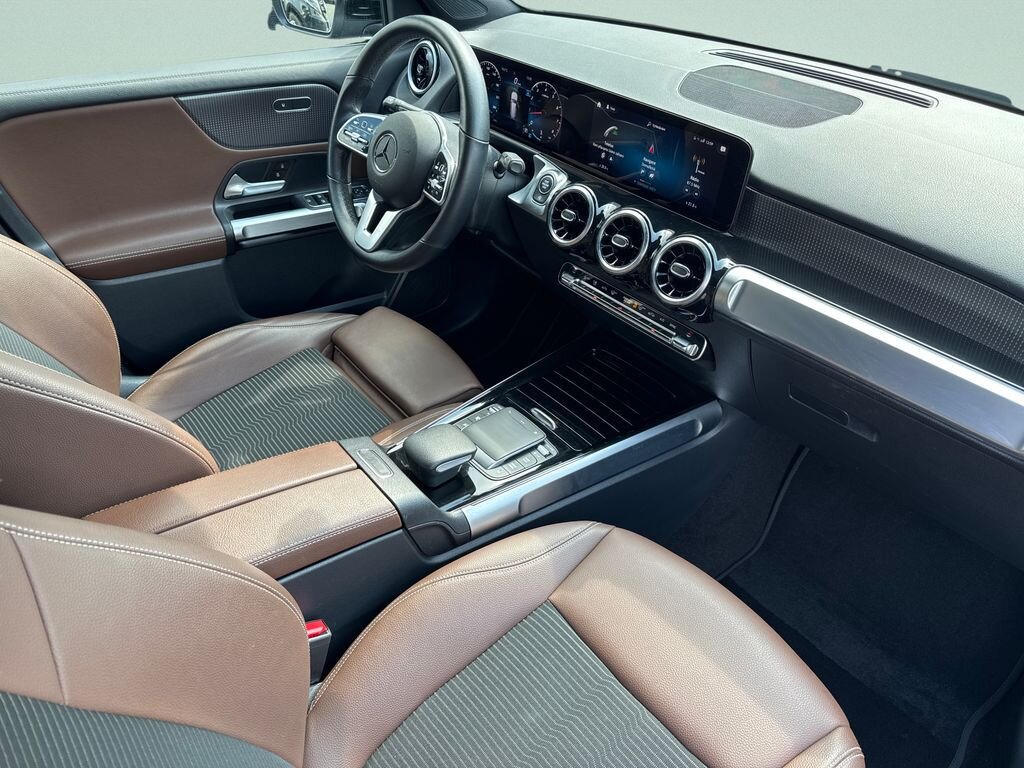 Mercedes-Benz GLB SUV / Terénní 1,3 l 100 kw