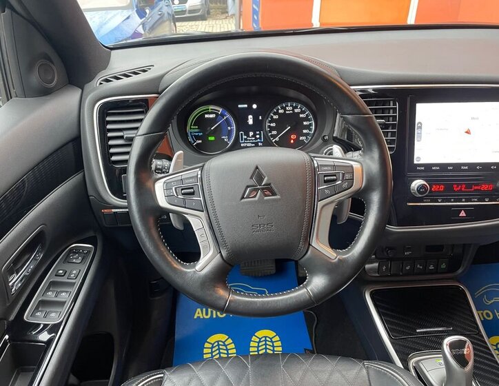 Mitsubishi Outlander 9