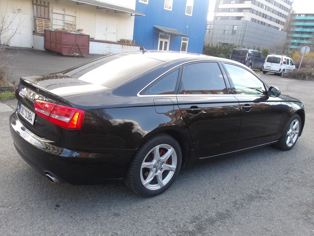 Audi A6 Sedan / Limuzína 3,0 l 150 kw