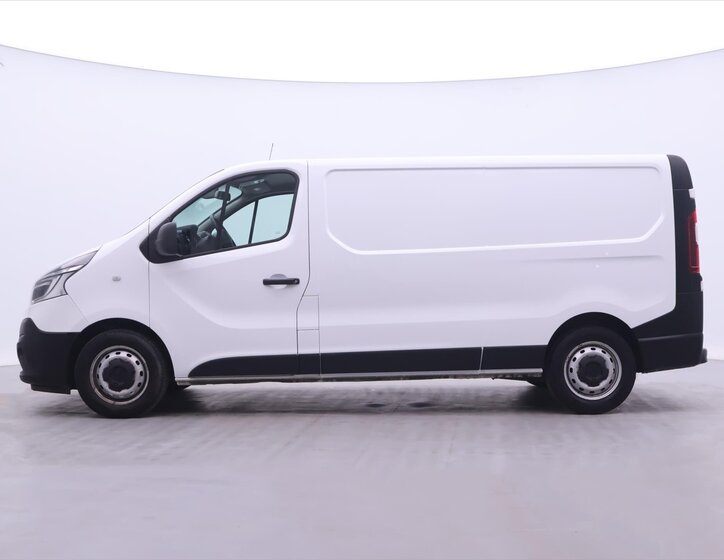 Renault Trafic 4