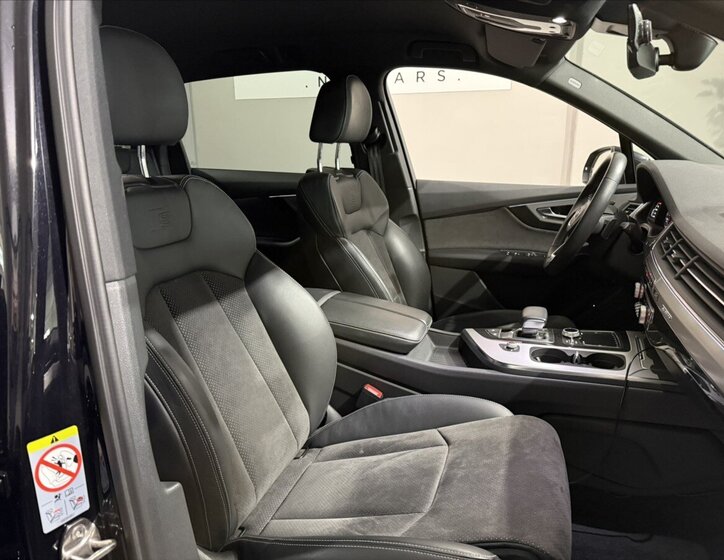 Audi Q7 SUV / Terénní 3,0 l 200 kw