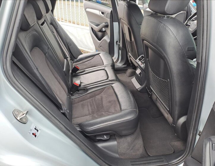 Audi Q5 SUV / Terénní 2,0 l 155 kw