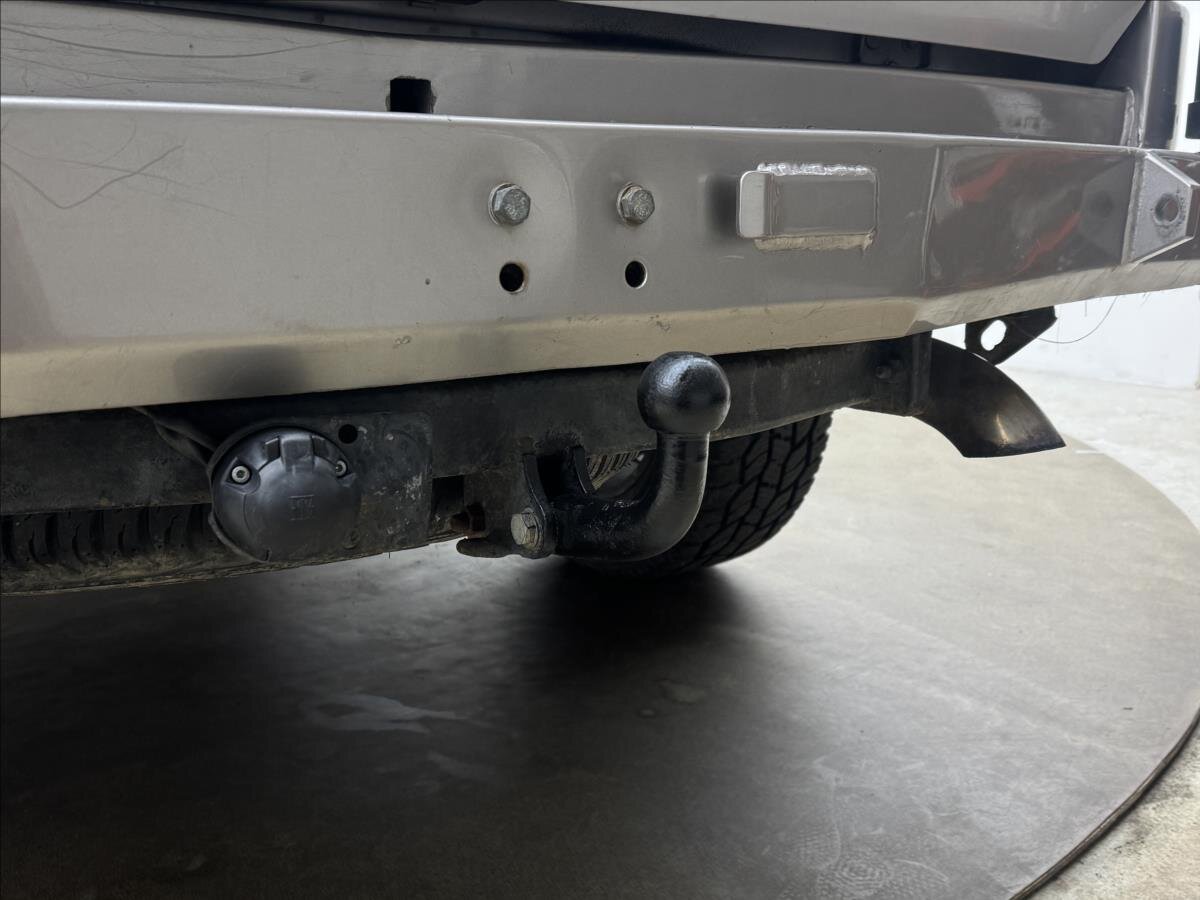 Toyota Land Cruiser SUV / Terénní 4,2 l 150 kw