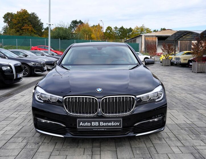 BMW Řada 7 1