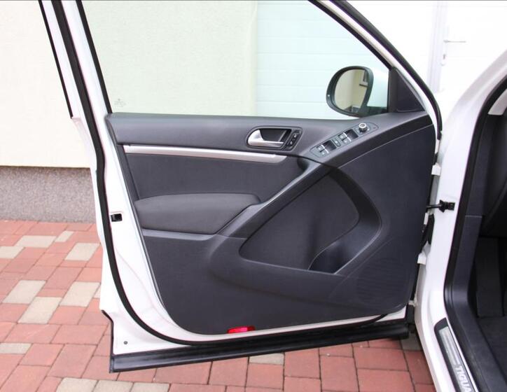 Volkswagen Tiguan 13