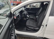 KIA Stonic SUV / Terénní 1,4 l 73 kw
