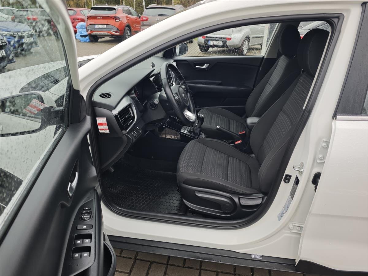 KIA Stonic SUV / Terénní 1,4 l 73 kw