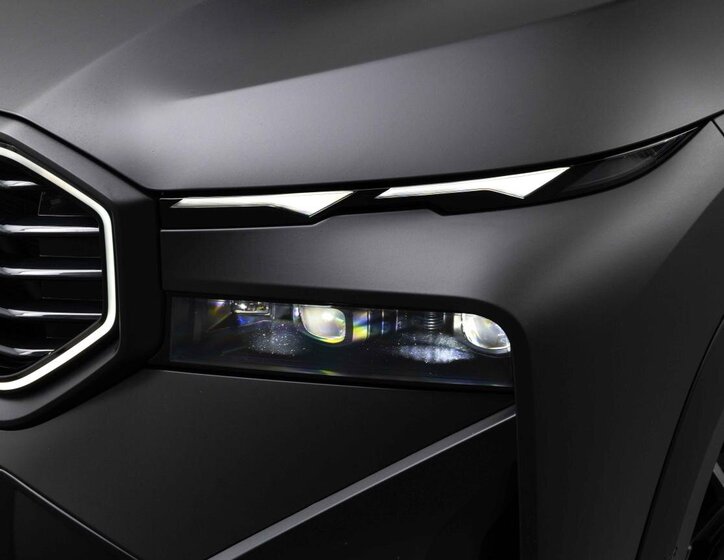 BMW XM SUV / Terénní 3,0 l 350 kw