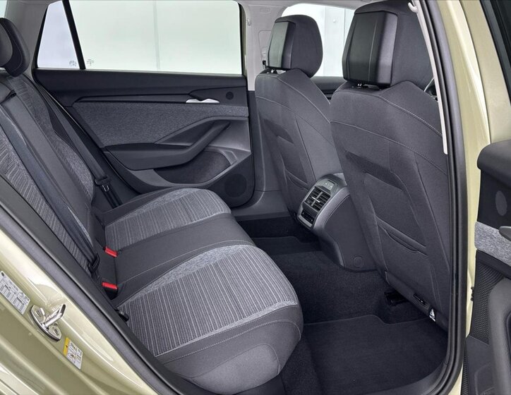 Škoda Superb Kombi 2,0 l 110 kw