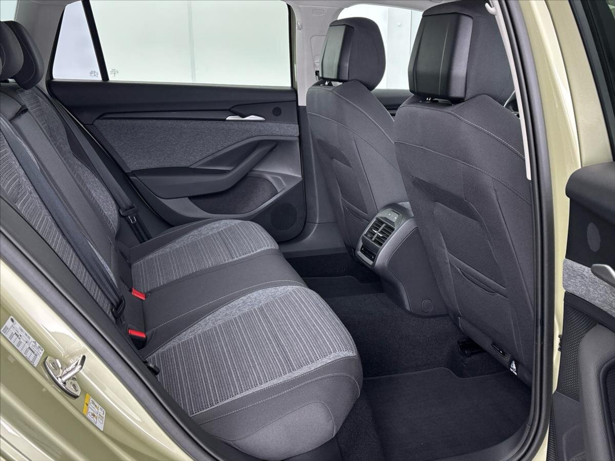 Škoda Superb Kombi 2,0 l 110 kw