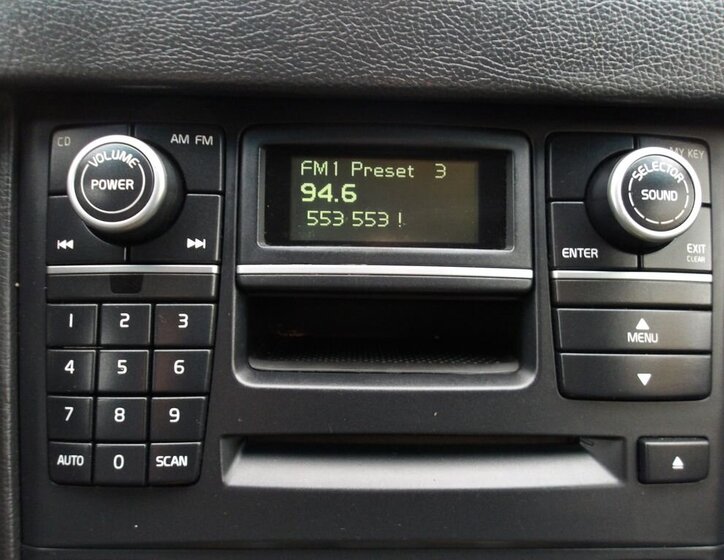 Volvo XC90 SUV 2,4 l 136 kw