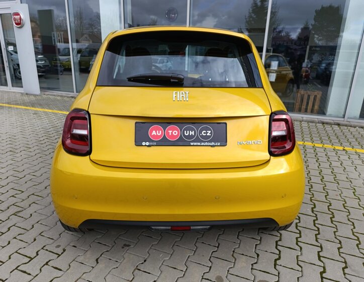 Fiat 500 Hatchback 999,0 48 kw