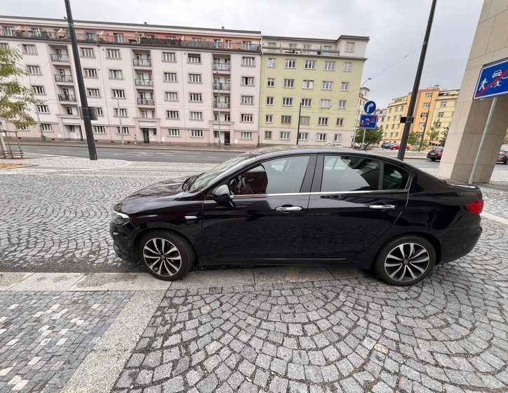 Fiat Tipo 9