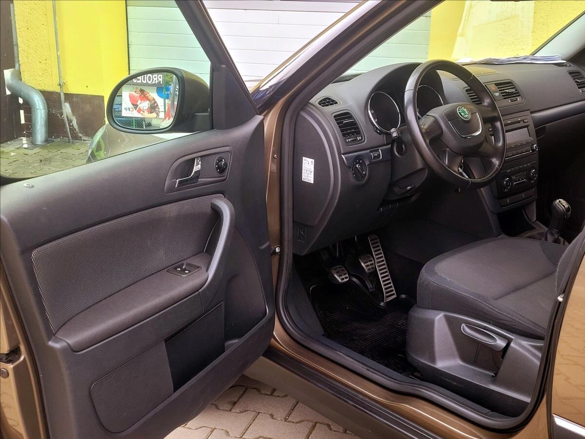 Škoda Yeti SUV / Terénní 1,2 l 77 kw