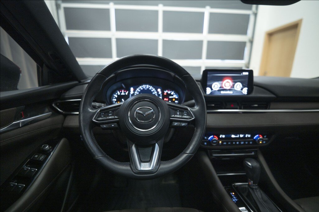 Mazda 6 Sedan / Limuzína 2,5 l 143 kw