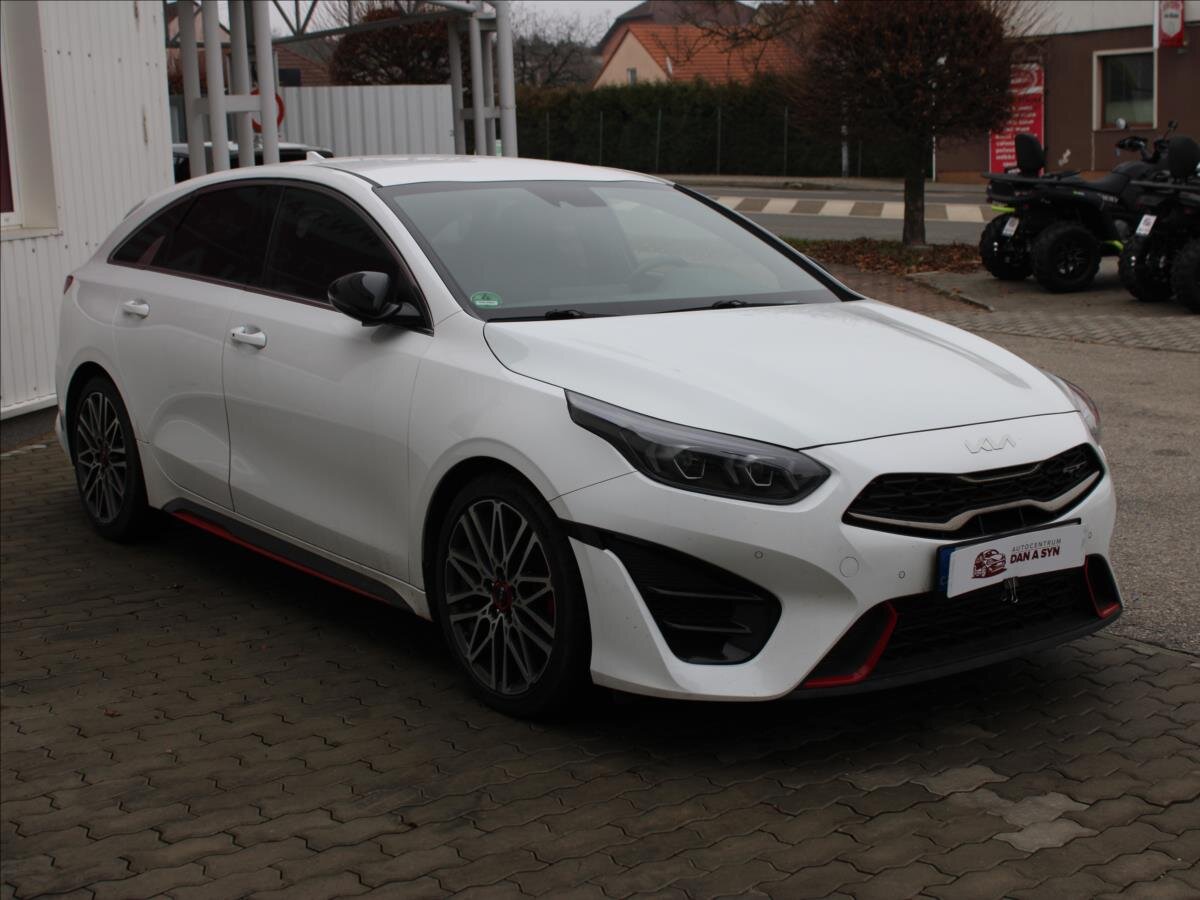 KIA ProCeed