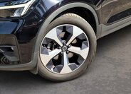 Volvo XC40 SUV / Terénní 2,0 l 120 kw