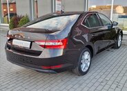 Škoda Superb Liftback 1,5 l 110 kw
