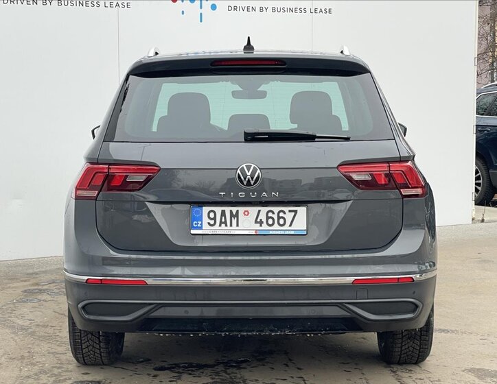 Volkswagen Tiguan SUV 1,5 l 110 kw