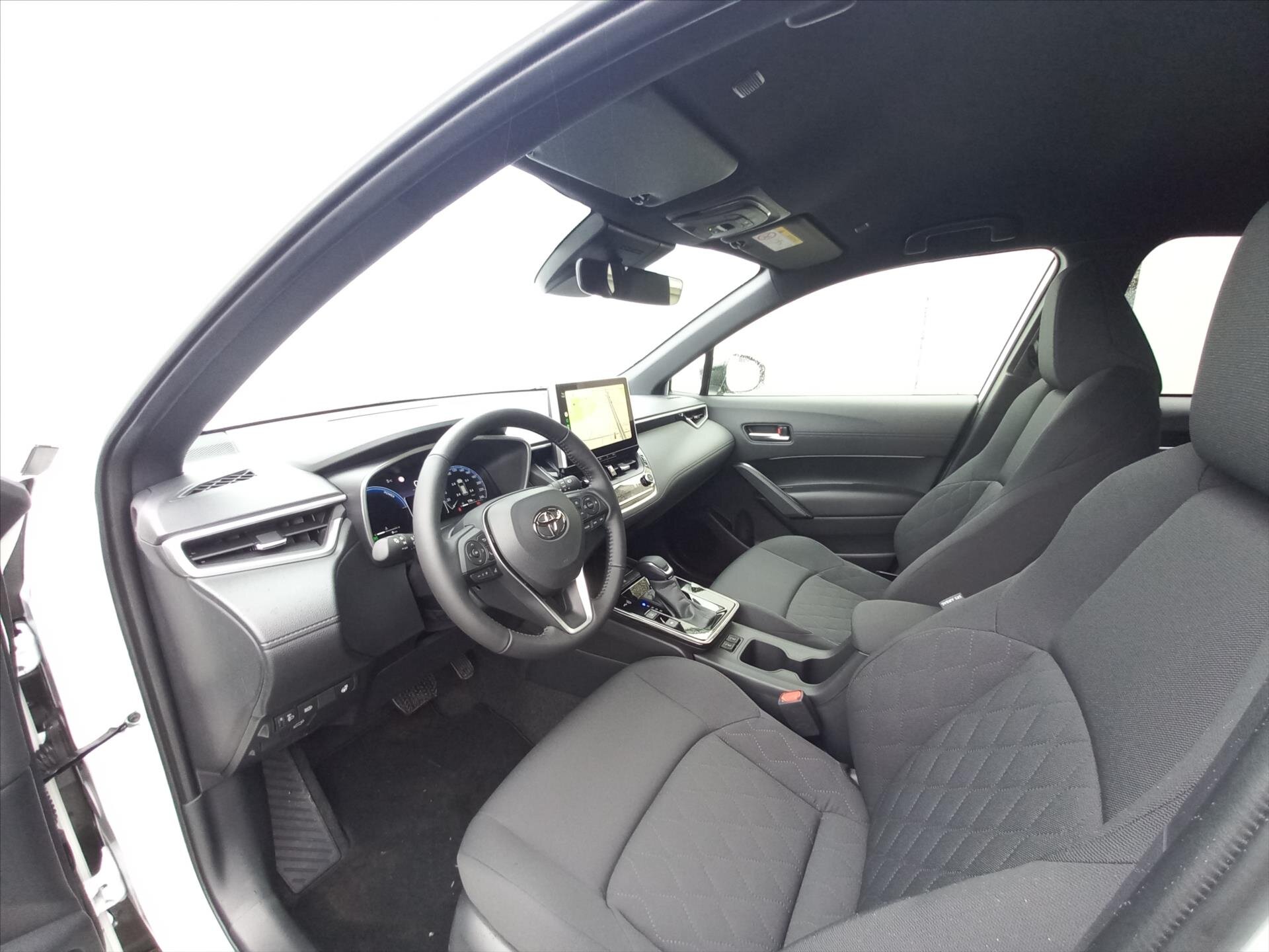 Toyota Corolla Cross CUV / Crossover 1,8 l 103 kw