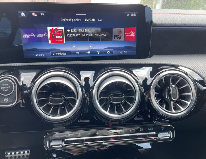 Mercedes-Benz CLA 11