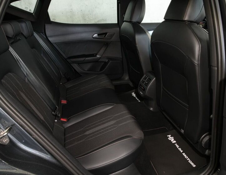 Cupra Formentor SUV / Terénní 2,0 l 110 kw