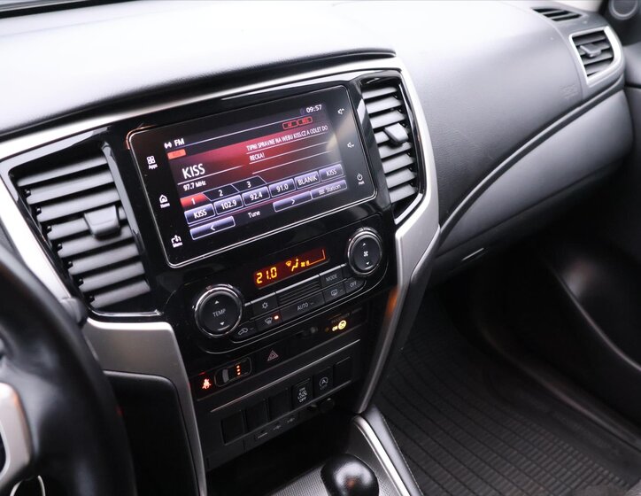 Mitsubishi L200 Pick-up 2,3 l 110 kw